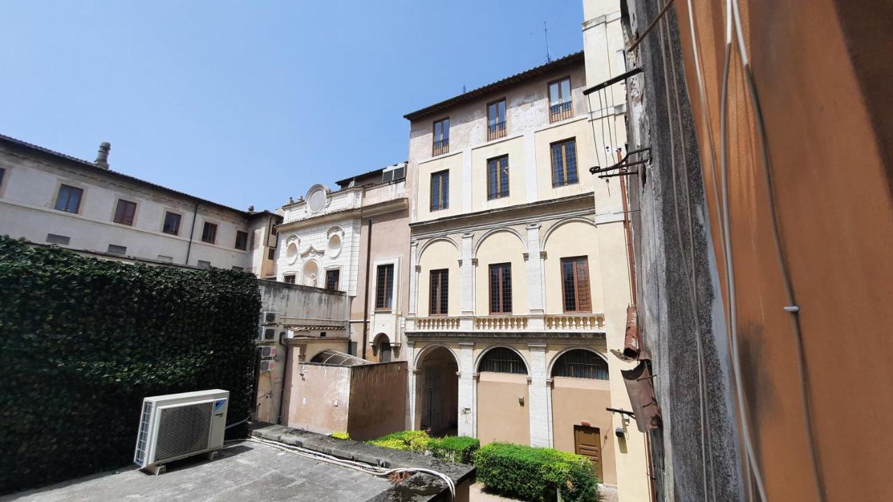 Апартаменты Campo De Fiori - Casa Pettinari 78 Рим Экстерьер фото