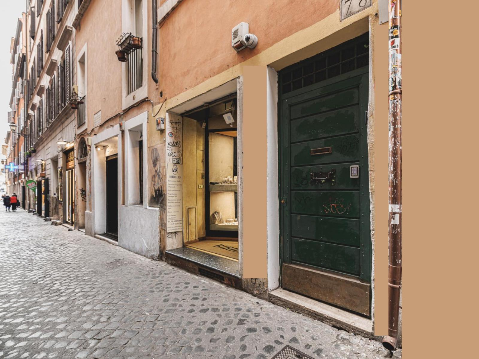 Апартаменты Campo De Fiori - Casa Pettinari 78 Рим Экстерьер фото